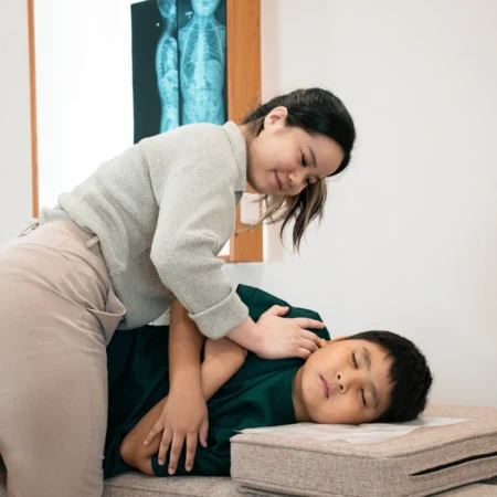 Gonstead-Chiropractic-Performing-Specific-Adjustment